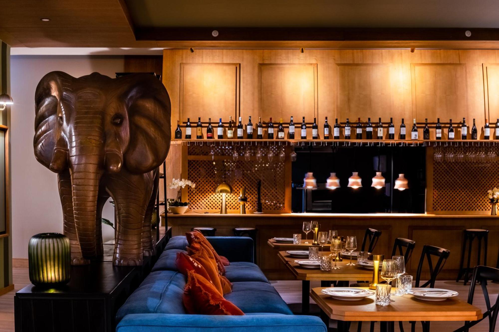 Wyndham Grand Algarve Ξενοδοχείο Quinta do Lago Εξωτερικό φωτογραφία The Elephant Bar